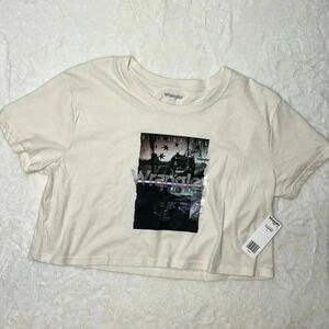 Wrangler Graphic Tee Size L NEW